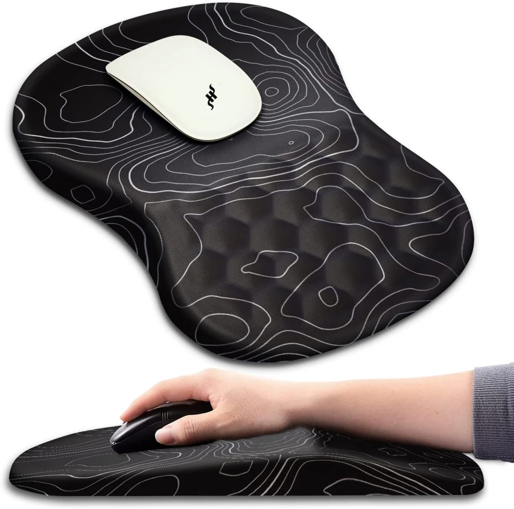 Ergonomic mouse pad